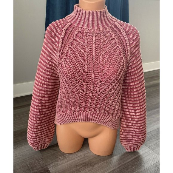 Free People Sweaters - Free People Sweetheart Cropped Sweater XS Rose Pink Chunky Mock Neck L3